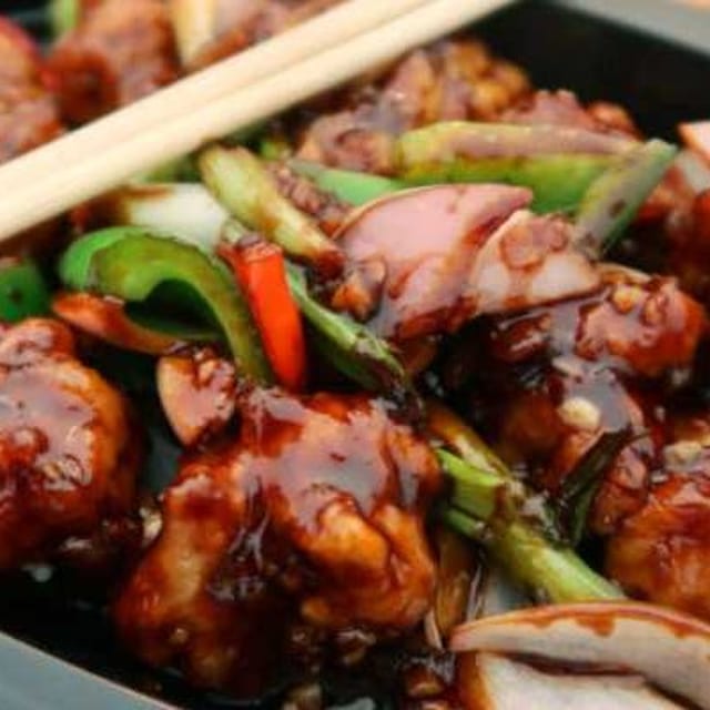 KUNG PAO CHICKEN.